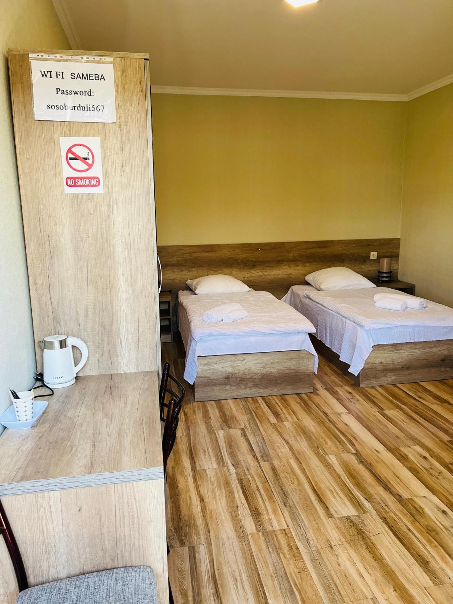 Soso Burduli'S Guesthouse Казбеги Экстерьер фото