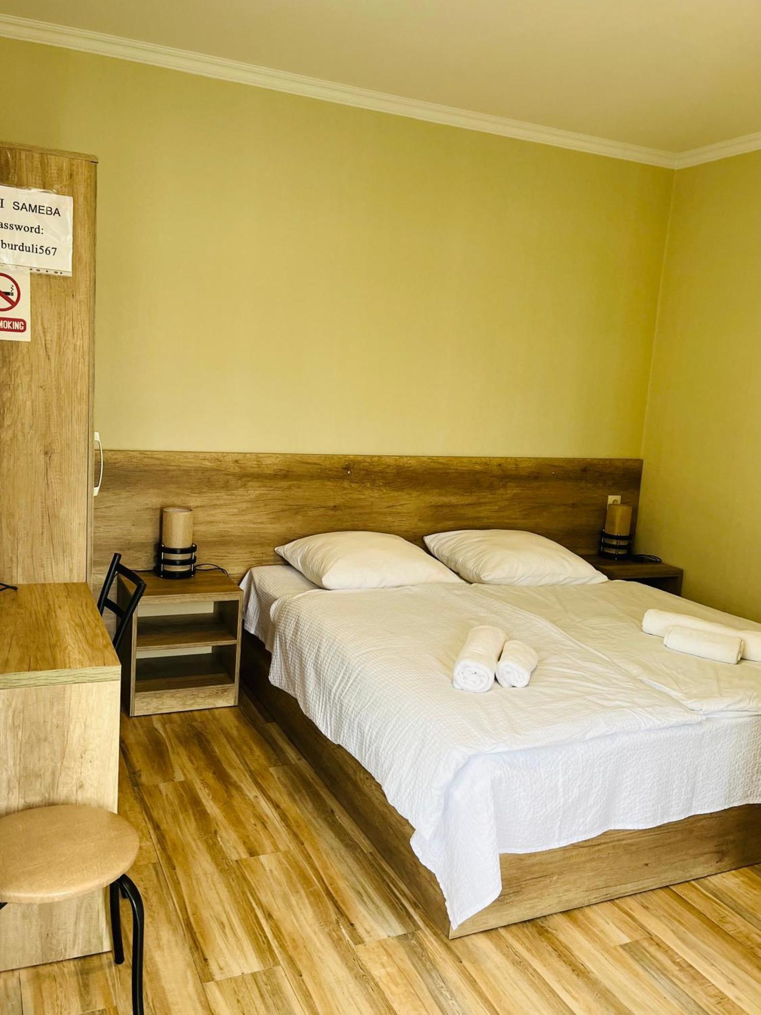 Soso Burduli'S Guesthouse Казбеги Экстерьер фото